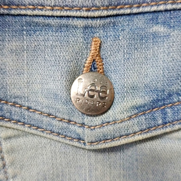 Lee Rider Denim Jacket  Faded Blue Wash Size Small - Picture 6 of 7